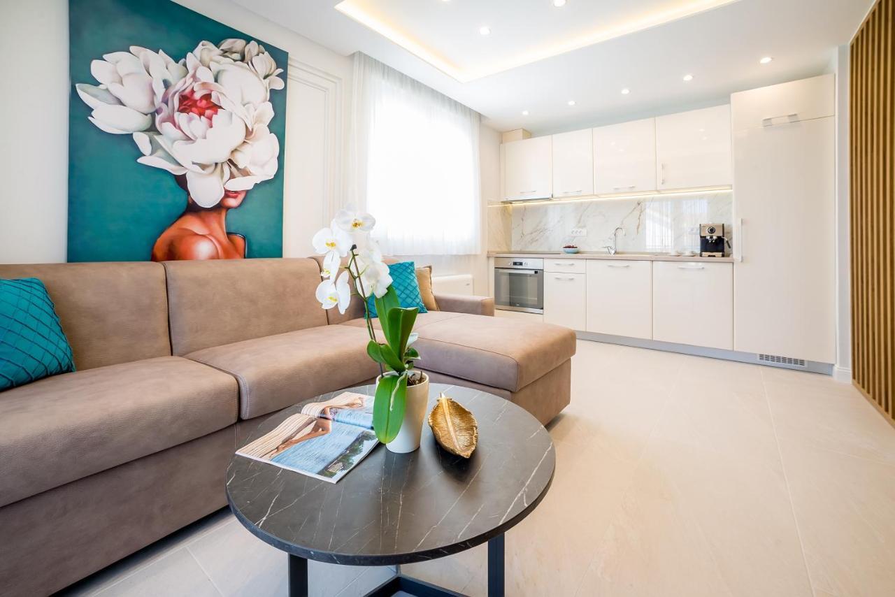 Luxury Apartments Ivanovic Tivat Exteriör bild
