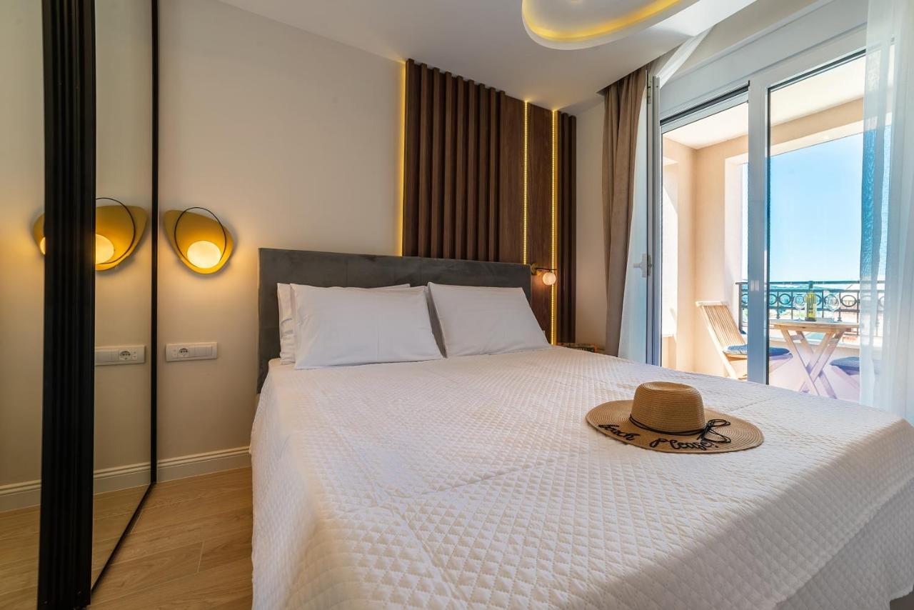 Luxury Apartments Ivanovic Tivat Exteriör bild