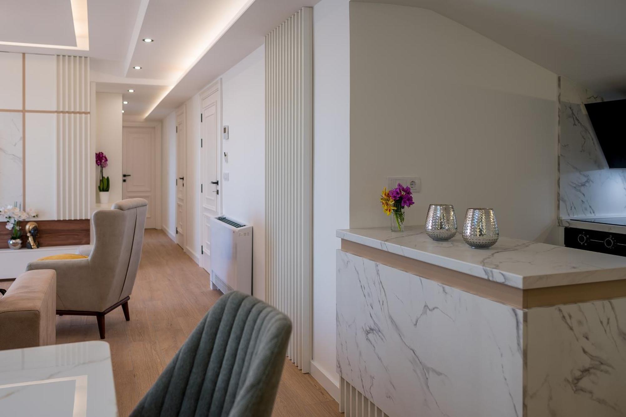 Luxury Apartments Ivanovic Tivat Exteriör bild