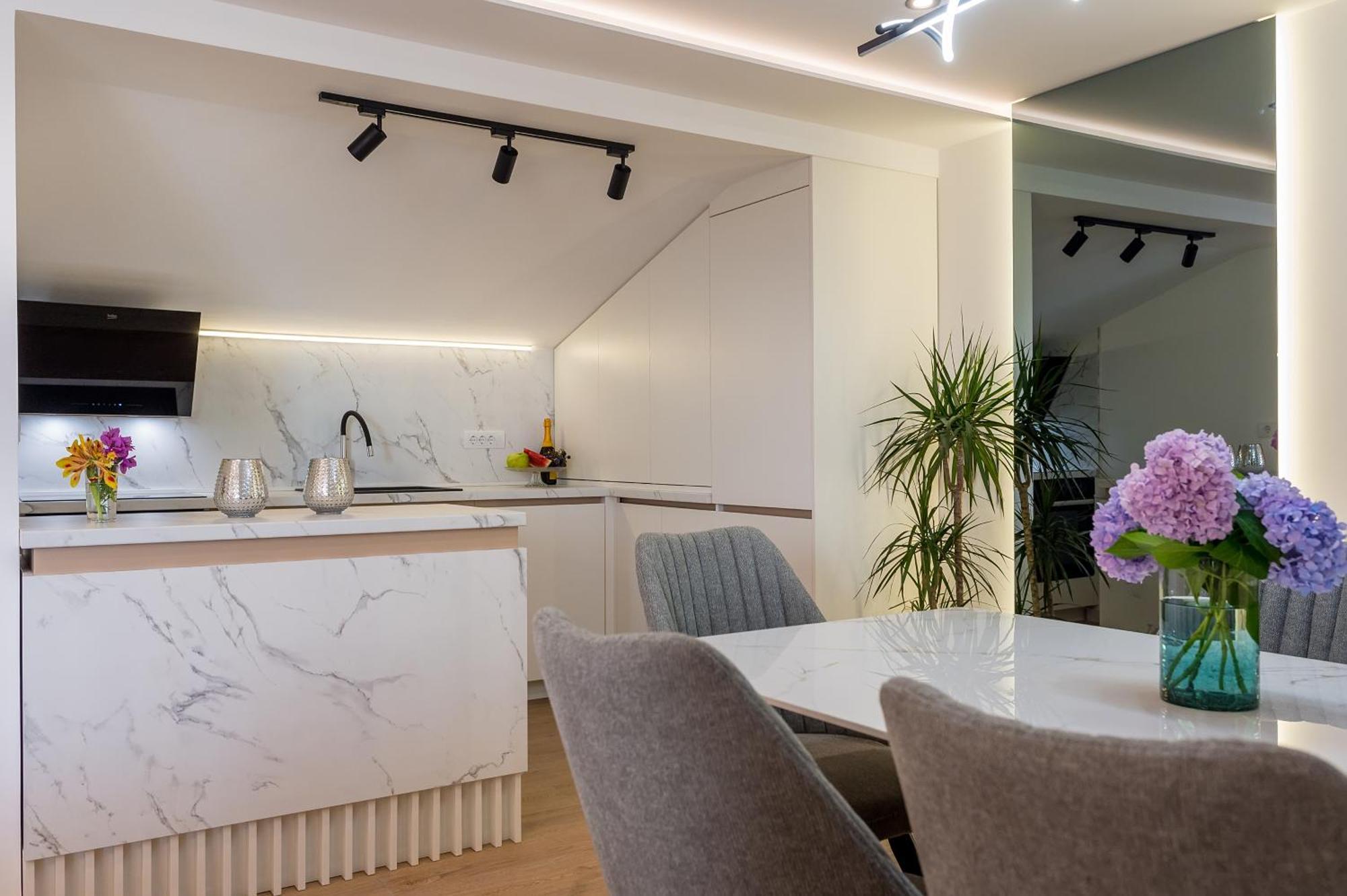Luxury Apartments Ivanovic Tivat Exteriör bild