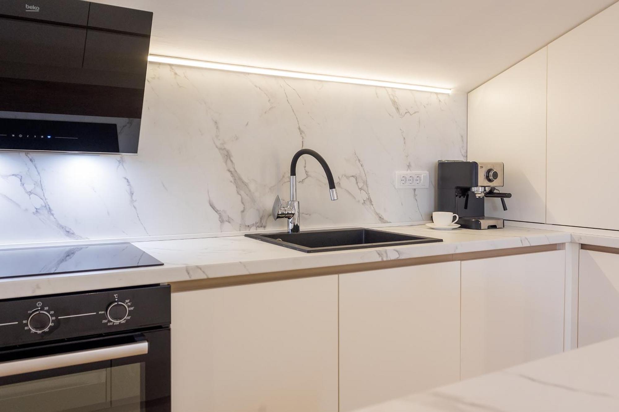Luxury Apartments Ivanovic Tivat Exteriör bild