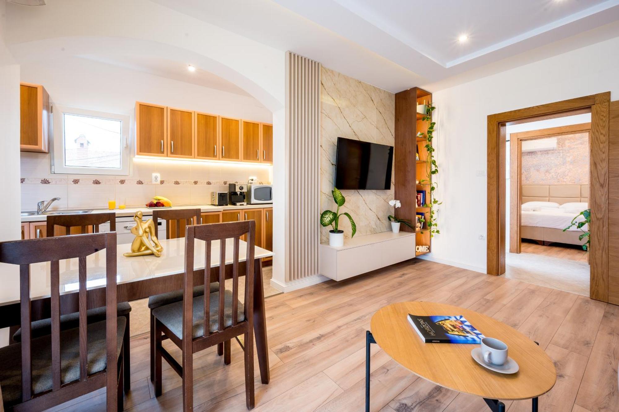 Luxury Apartments Ivanovic Tivat Exteriör bild