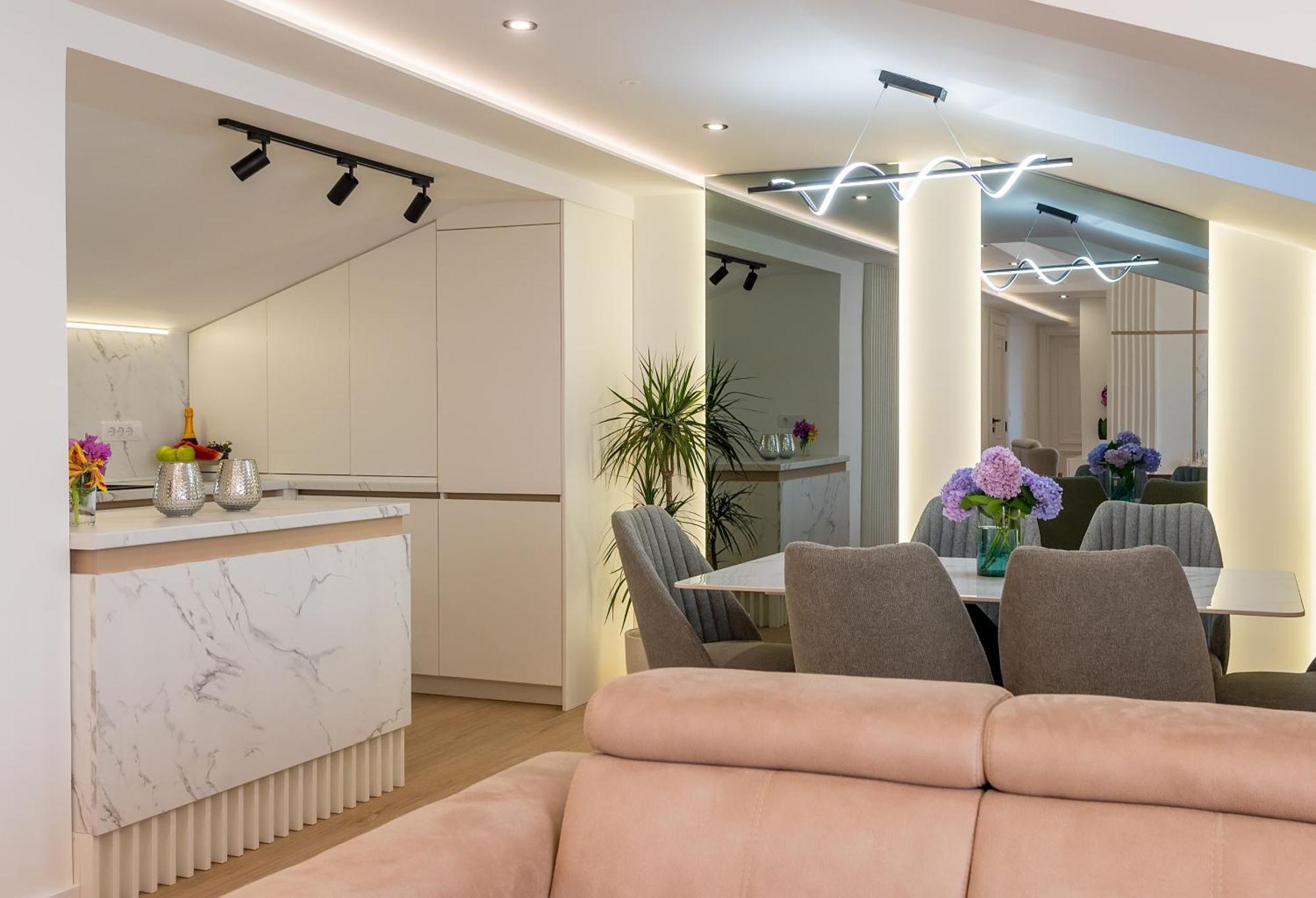 Luxury Apartments Ivanovic Tivat Exteriör bild
